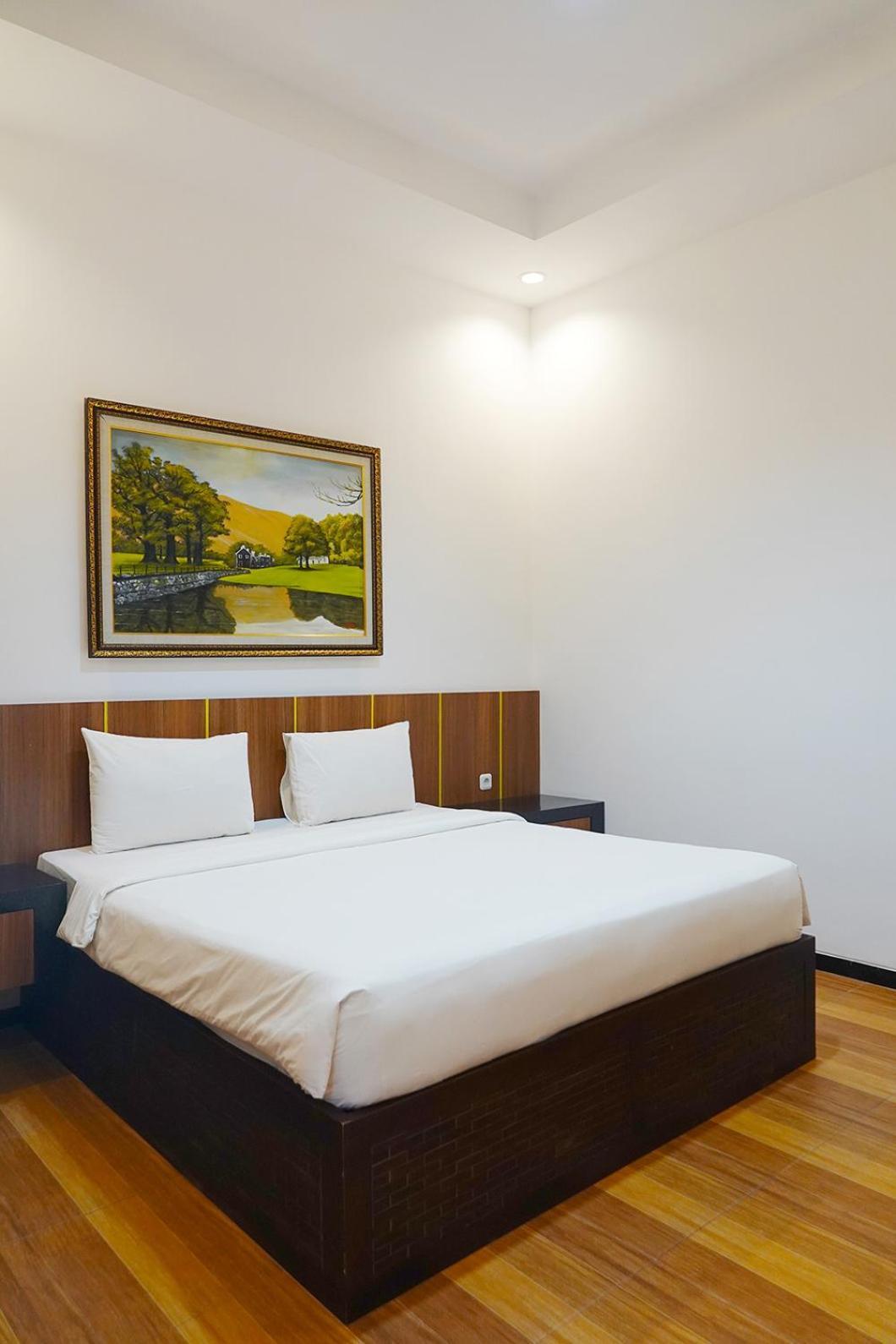 Baratha Hotel & Resto Bondowoso Zewnętrze zdjęcie