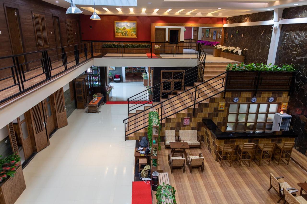 Baratha Hotel & Resto Bondowoso Zewnętrze zdjęcie