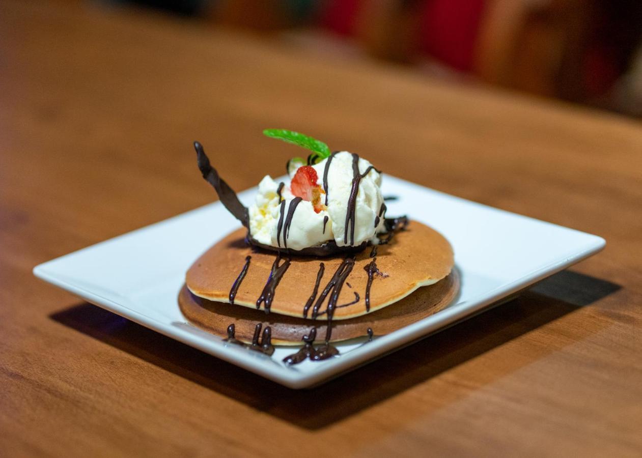 Baratha Hotel & Resto Bondowoso Zewnętrze zdjęcie