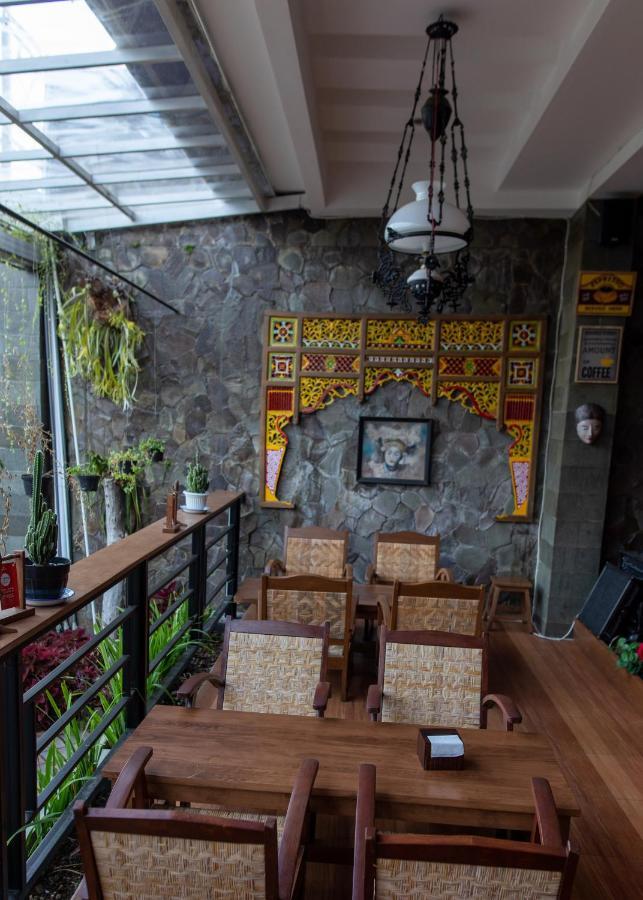 Baratha Hotel & Resto Bondowoso Zewnętrze zdjęcie